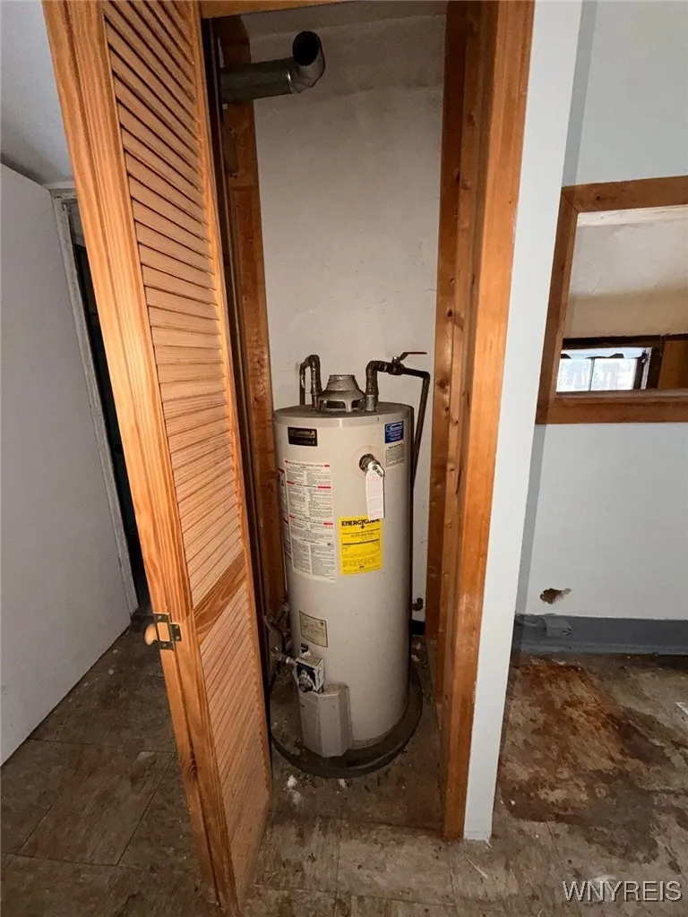 255 Orange Street, Buffalo, New York 14204, Buffalo, New York 14204, 4 Bedrooms Bedrooms, 11 Rooms Rooms,2 BathroomsBathrooms,Residential,For Sale,255 Orange Street, Buffalo, New York 14204,0,B1655688