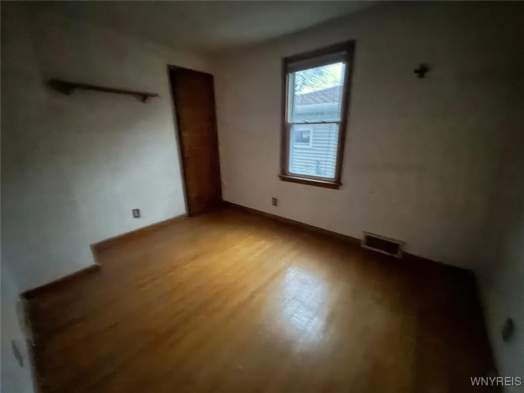 73 Marlowe Avenue, Hamburg, New York 14219, Hamburg, New York 14219, 5 Bedrooms Bedrooms, ,3 BathroomsBathrooms,Residential,For Sale,73 Marlowe Avenue, Hamburg, New York 14219,0,B1655692