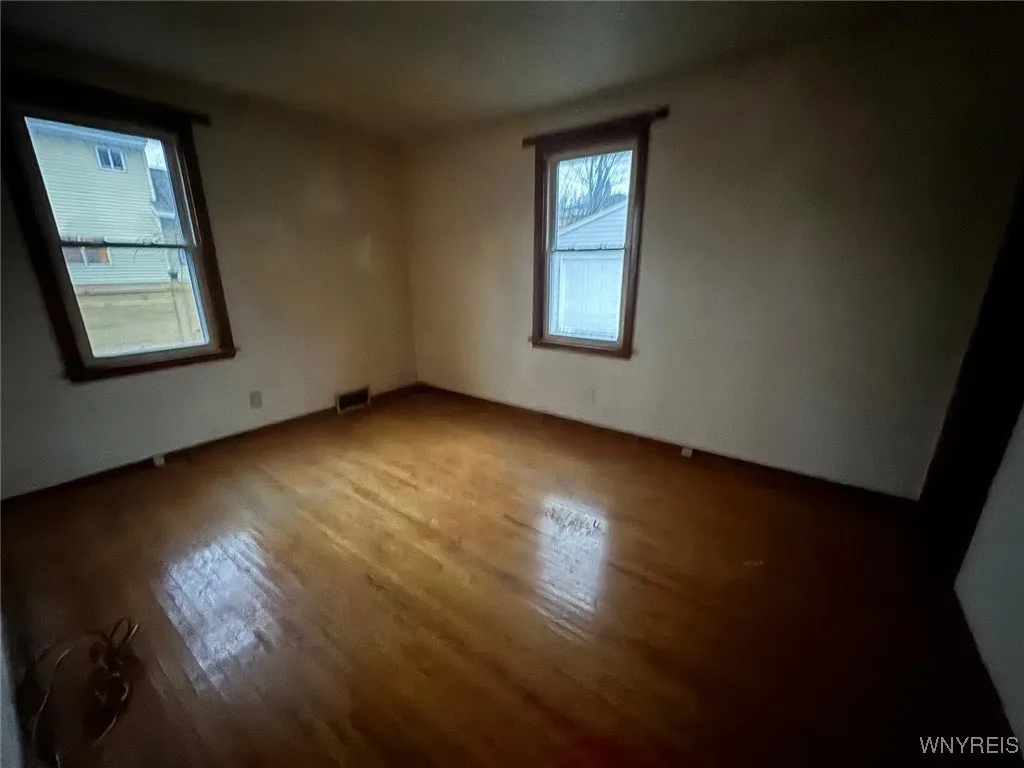 73 Marlowe Avenue, Hamburg, New York 14219, Hamburg, New York 14219, 5 Bedrooms Bedrooms, ,3 BathroomsBathrooms,Residential,For Sale,73 Marlowe Avenue, Hamburg, New York 14219,0,B1655692