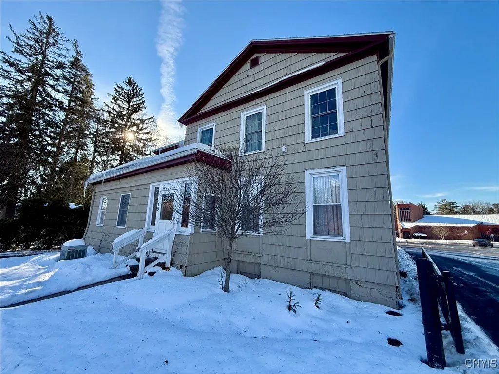 15 Sullivan Street, Cazenovia, New York 13035, Cazenovia, New York 13035, 8 Bedrooms Bedrooms, 15 Rooms Rooms,3 BathroomsBathrooms,Residential,For Sale,15 Sullivan Street, Cazenovia, New York 13035,0,S1655441