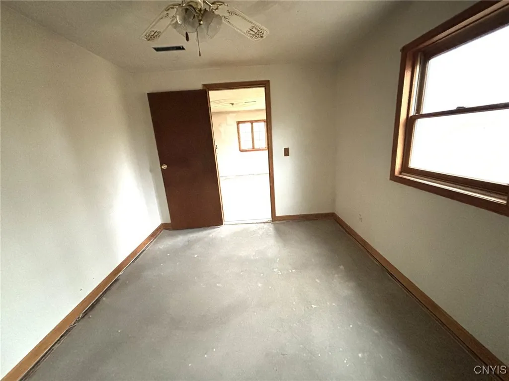 7458 Surbrook Road, Lysander, New York 13027, Lysander, New York 13027, 2 Bedrooms Bedrooms, 5 Rooms Rooms,1 BathroomBathrooms,Residential,For Sale,7458 Surbrook Road, Lysander, New York 13027,0,S1655787