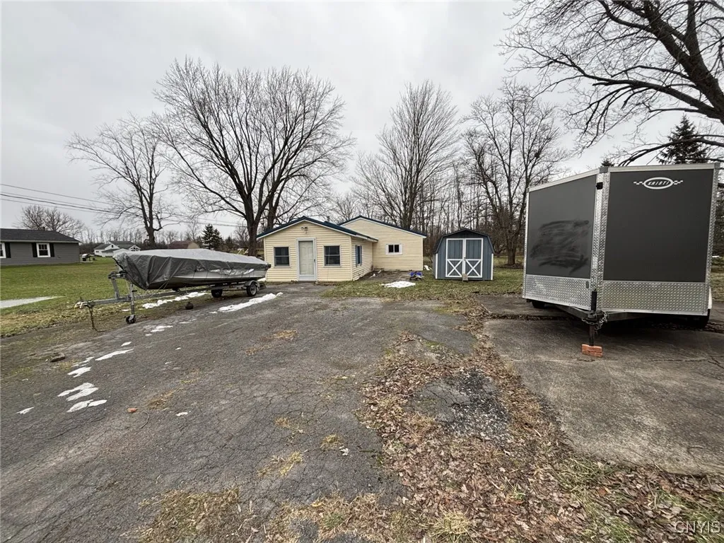 7458 Surbrook Road, Lysander, New York 13027, Lysander, New York 13027, 2 Bedrooms Bedrooms, 5 Rooms Rooms,1 BathroomBathrooms,Residential,For Sale,7458 Surbrook Road, Lysander, New York 13027,0,S1655787