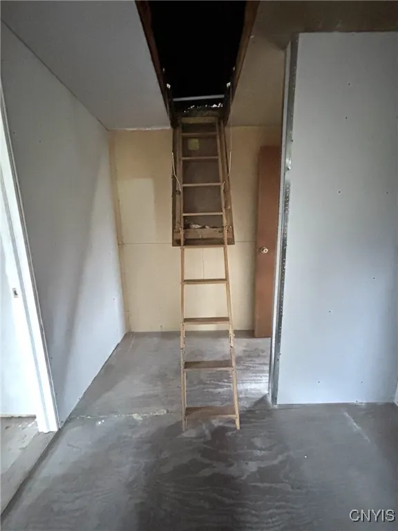 7458 Surbrook Road, Lysander, New York 13027, Lysander, New York 13027, 2 Bedrooms Bedrooms, 5 Rooms Rooms,1 BathroomBathrooms,Residential,For Sale,7458 Surbrook Road, Lysander, New York 13027,0,S1655787