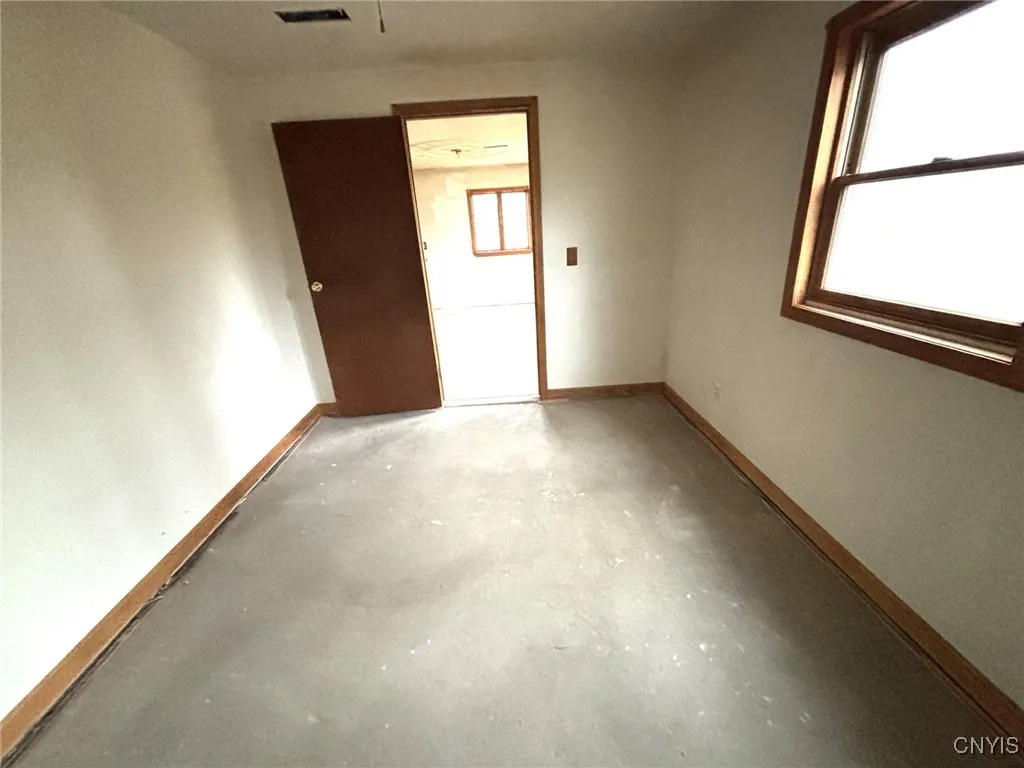 7458 Surbrook Road, Lysander, New York 13027, Lysander, New York 13027, 2 Bedrooms Bedrooms, 5 Rooms Rooms,1 BathroomBathrooms,Residential,For Sale,7458 Surbrook Road, Lysander, New York 13027,0,S1655787