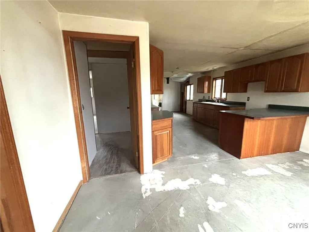 7458 Surbrook Road, Lysander, New York 13027, Lysander, New York 13027, 2 Bedrooms Bedrooms, 5 Rooms Rooms,1 BathroomBathrooms,Residential,For Sale,7458 Surbrook Road, Lysander, New York 13027,0,S1655787