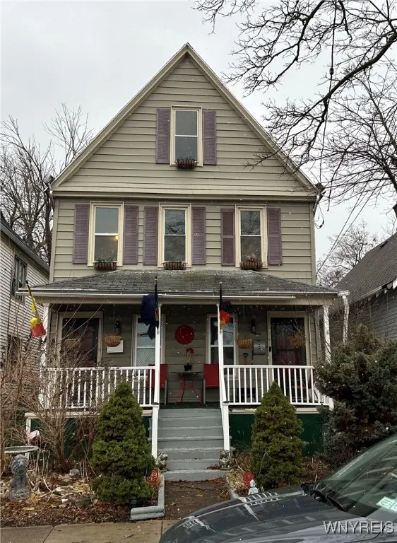 263 Chandler Street, Buffalo, New York 14207, Buffalo, New York 14207, 5 Bedrooms Bedrooms, ,2 BathroomsBathrooms,Residential,For Sale,263 Chandler Street, Buffalo, New York 14207,0,B1655785