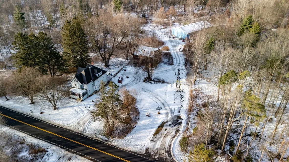 2256 Townline Road, Phelps, New York 14456, Phelps, New York 14456, 4 Bedrooms Bedrooms, 9 Rooms Rooms,1 BathroomBathrooms,Residential,For Sale,2256 Townline Road, Phelps, New York 14456,0,R1653455