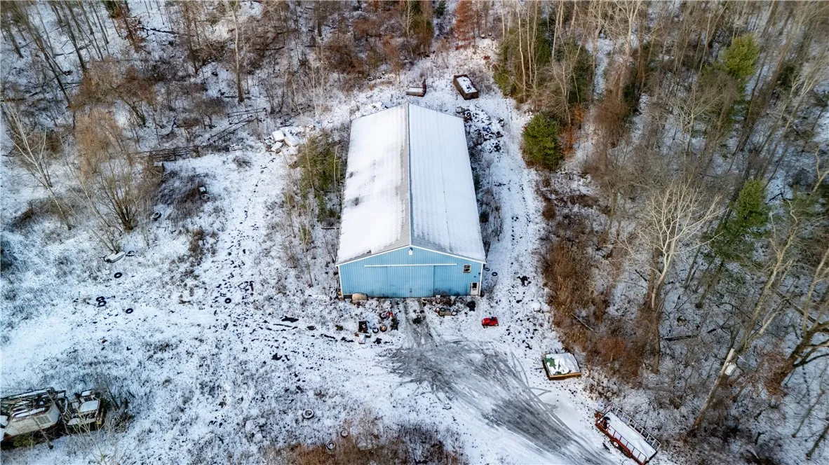 2256 Townline Road, Phelps, New York 14456, Phelps, New York 14456, 4 Bedrooms Bedrooms, 9 Rooms Rooms,1 BathroomBathrooms,Residential,For Sale,2256 Townline Road, Phelps, New York 14456,0,R1653455