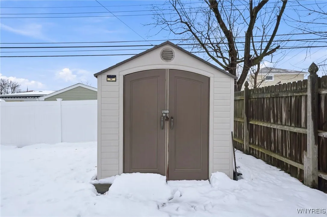113 Maplegrove Avenue, Tonawanda, New York 14150, Tonawanda, New York 14150, 4 Bedrooms Bedrooms, 9 Rooms Rooms,2 BathroomsBathrooms,Residential,Closed,113 Maplegrove Avenue, Tonawanda, New York 14150,0,B1654297