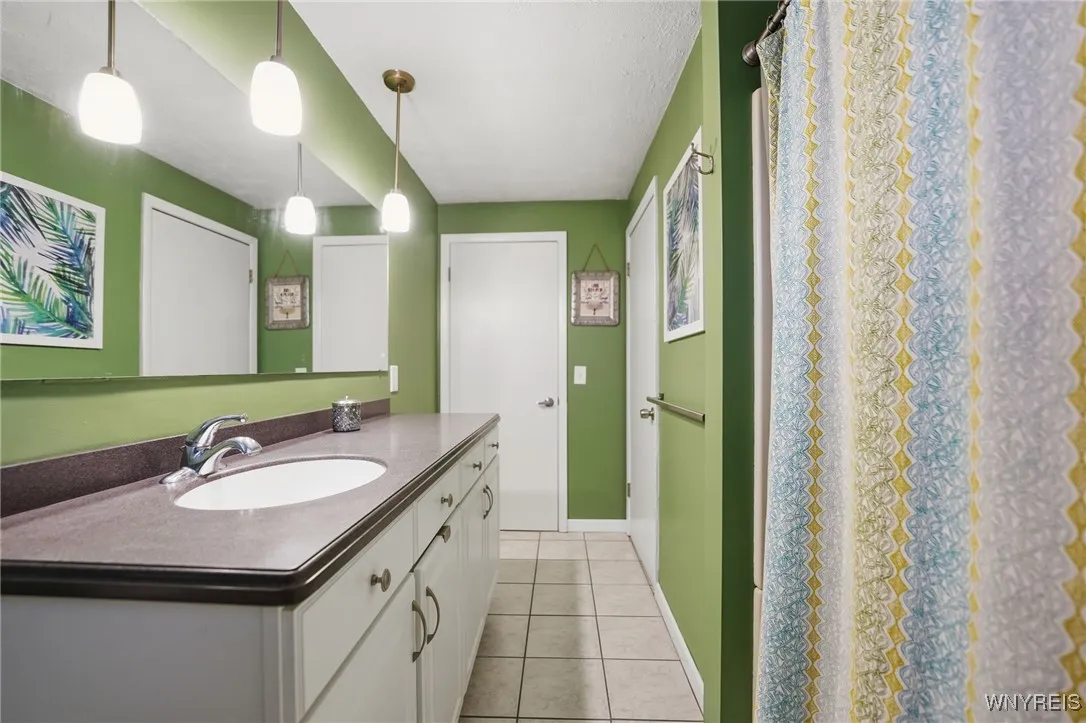 113 Maplegrove Avenue, Tonawanda, New York 14150, Tonawanda, New York 14150, 4 Bedrooms Bedrooms, 9 Rooms Rooms,2 BathroomsBathrooms,Residential,Closed,113 Maplegrove Avenue, Tonawanda, New York 14150,0,B1654297