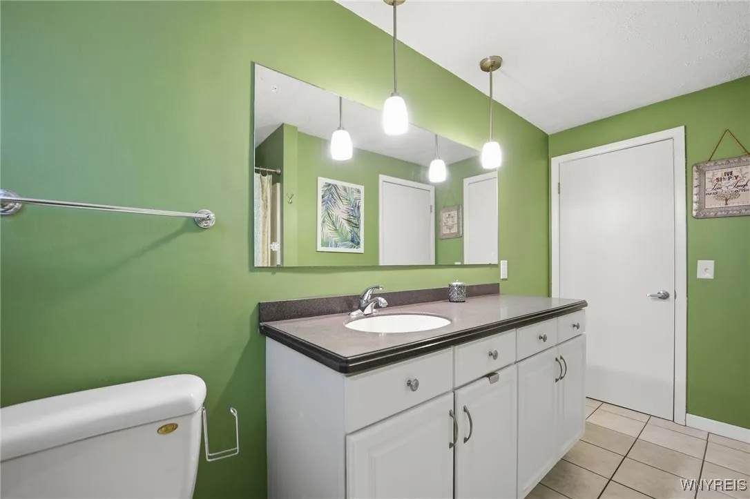 113 Maplegrove Avenue, Tonawanda, New York 14150, Tonawanda, New York 14150, 4 Bedrooms Bedrooms, 9 Rooms Rooms,2 BathroomsBathrooms,Residential,Closed,113 Maplegrove Avenue, Tonawanda, New York 14150,0,B1654297