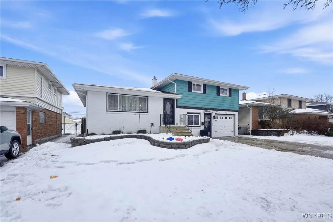 113 Maplegrove Avenue, Tonawanda, New York 14150, Tonawanda, New York 14150, 4 Bedrooms Bedrooms, 9 Rooms Rooms,2 BathroomsBathrooms,Residential,Closed,113 Maplegrove Avenue, Tonawanda, New York 14150,0,B1654297