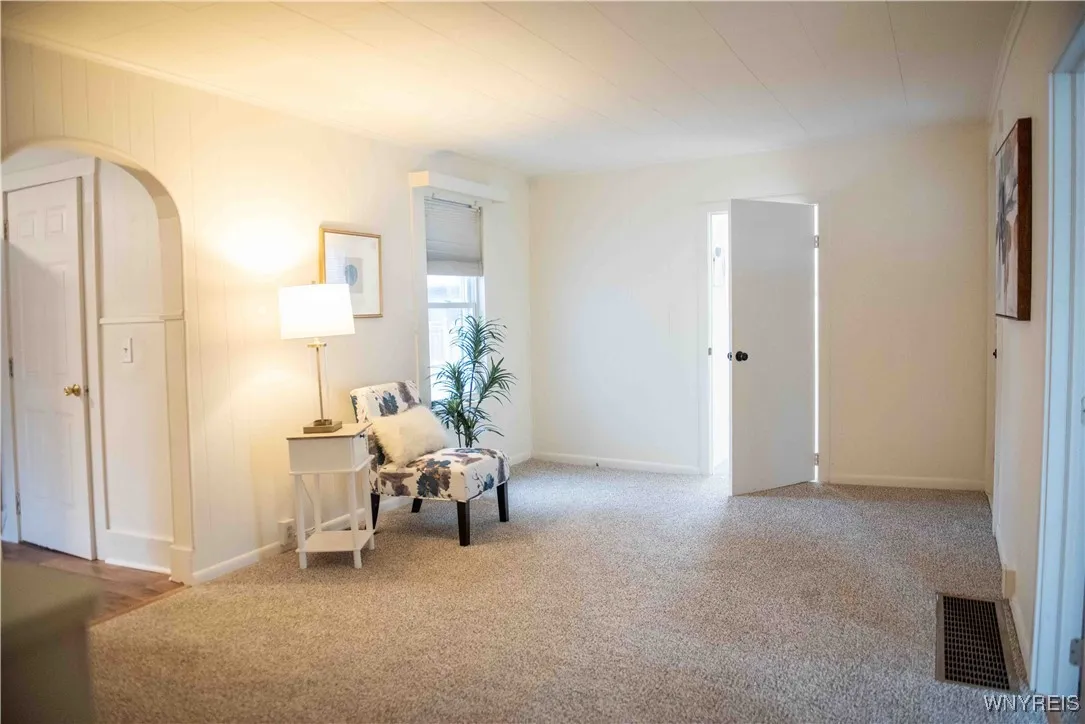 5300 Lake Avenue, Orchard Park, New York 14127, Orchard Park, New York 14127, 3 Bedrooms Bedrooms, 6 Rooms Rooms,1 BathroomBathrooms,Residential,For Sale,5300 Lake Avenue, Orchard Park, New York 14127,0,B1655870