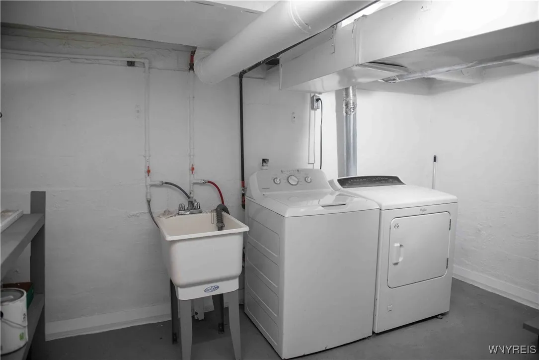 BASEMENT LAUNDRY AREA-WASHER AND DRYER STAY
