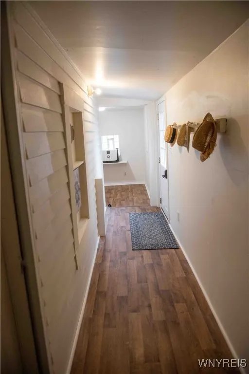 BACK ENTRY HALL