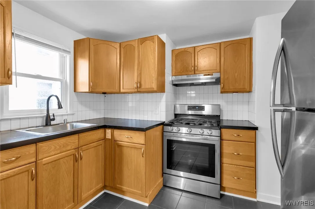 240 Callodine Avenue, Amherst, New York 14226, Amherst, New York 14226, 4 Bedrooms Bedrooms, ,2 BathroomsBathrooms,Residential,Closed,240 Callodine Avenue, Amherst, New York 14226,0,B1655869