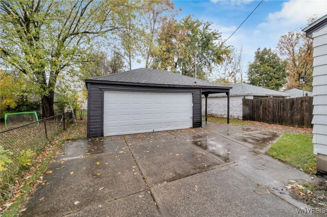 240 Callodine Avenue, Amherst, New York 14226, Amherst, New York 14226, 4 Bedrooms Bedrooms, ,2 BathroomsBathrooms,Residential,Closed,240 Callodine Avenue, Amherst, New York 14226,0,B1655869