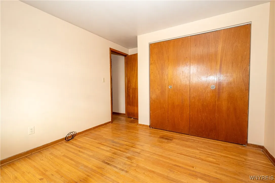 16 Oakwood Drive, Cheektowaga, New York 14227, Cheektowaga, New York 14227, 3 Bedrooms Bedrooms, 7 Rooms Rooms,1 BathroomBathrooms,Residential,For Sale,16 Oakwood Drive, Cheektowaga, New York 14227,0,B1654618