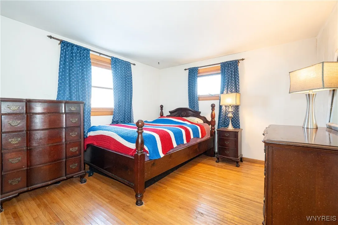 16 Oakwood Drive, Cheektowaga, New York 14227, Cheektowaga, New York 14227, 3 Bedrooms Bedrooms, 7 Rooms Rooms,1 BathroomBathrooms,Residential,For Sale,16 Oakwood Drive, Cheektowaga, New York 14227,0,B1654618