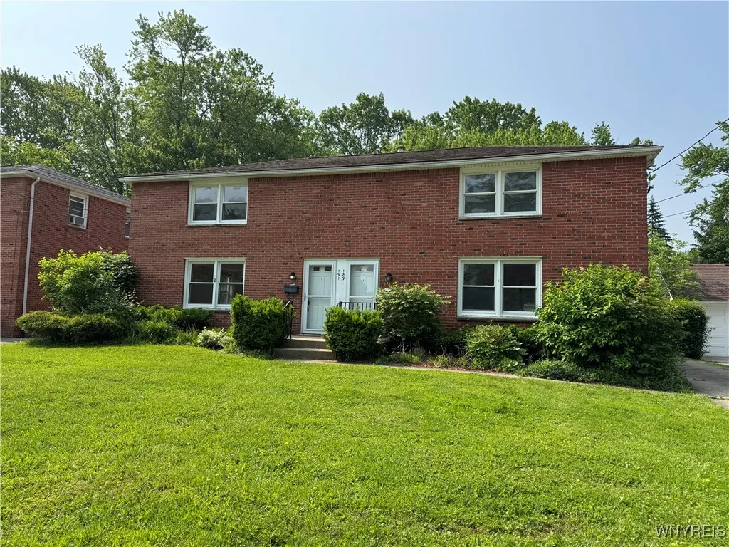 189 Euclid Avenue, Hamburg, New York 14075, Hamburg, New York 14075, 4 Bedrooms Bedrooms, ,2 BathroomsBathrooms,Residential,Closed,189 Euclid Avenue, Hamburg, New York 14075,0,B1655650
