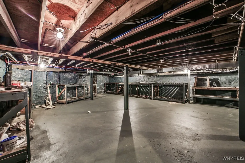 898 Genesee Street, Buffalo, New York 14211, Buffalo, New York 14211, ,Commercial Sale,For Sale,898 Genesee Street, Buffalo, New York 14211,0,B1656030