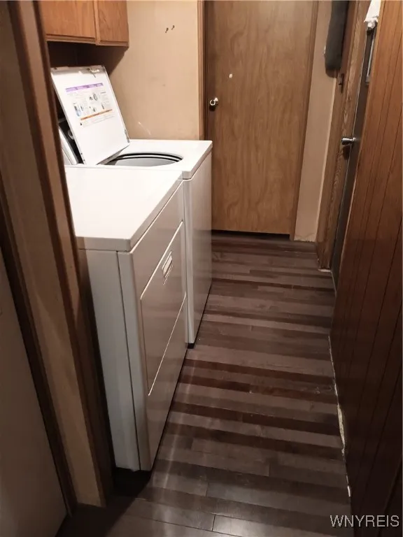 97 Bush Gardens Street, Alden, New York 14102, Alden, New York 14004, 3 Bedrooms Bedrooms, 5 Rooms Rooms,1 BathroomBathrooms,Residential,For Sale,97 Bush Gardens Street, Alden, New York 14102,0,B1656084