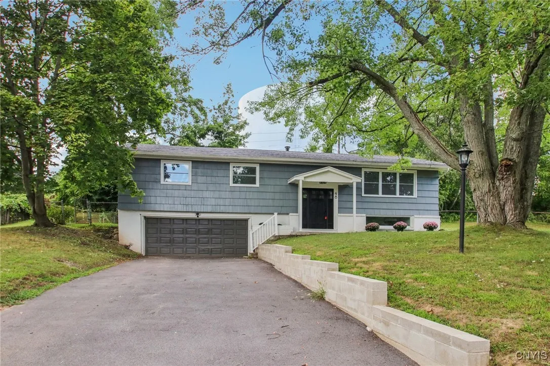 48 Brasser Drive, Chili, New York 14624, Chili, New York 14624, 3 Bedrooms Bedrooms, 10 Rooms Rooms,2 BathroomsBathrooms,Residential,For Sale,48 Brasser Drive, Chili, New York 14624,0,S1656187