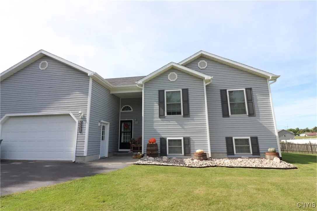 23335 Converse Drive, Le Ray, New York 13601, Le Ray, New York 13601, 5 Bedrooms Bedrooms, 12 Rooms Rooms,3 BathroomsBathrooms,Residential,For Sale,23335 Converse Drive, Le Ray, New York 13601,0,S1656193