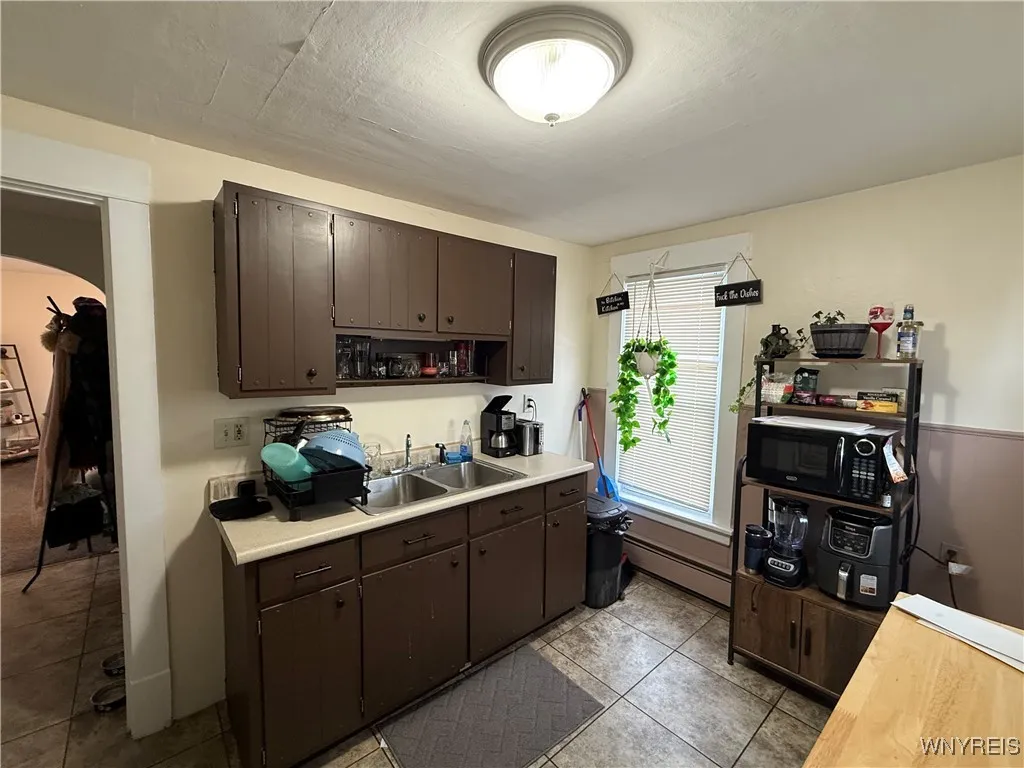 58 Court Street, Lancaster, New York 14086, Lancaster, New York 14086, 2 Bedrooms Bedrooms, 4 Rooms Rooms,1 BathroomBathrooms,Residential Lease,Closed,58 Court Street, Lancaster, New York 14086,0,B1655165