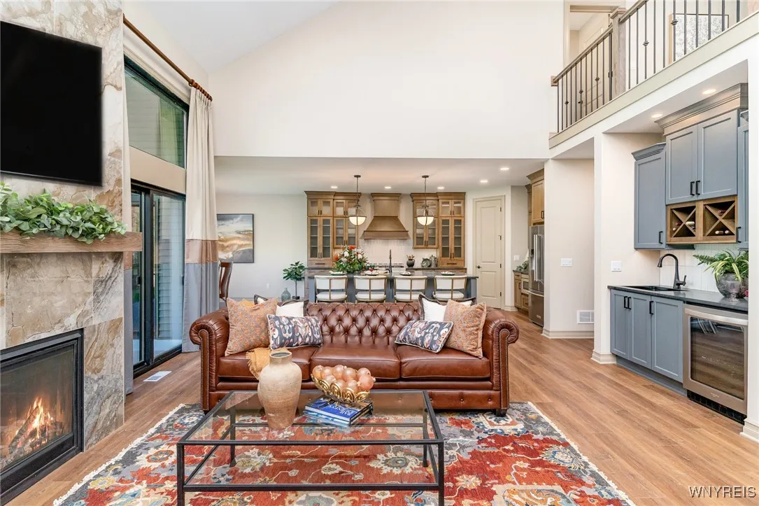 5211 Kandefer's Trail, Clarence, New York 14221, Clarence, New York 14221, 4 Bedrooms Bedrooms, 10 Rooms Rooms,3 BathroomsBathrooms,Residential,For Sale,5211 Kandefer's Trail, Clarence, New York 14221,0,B1656350