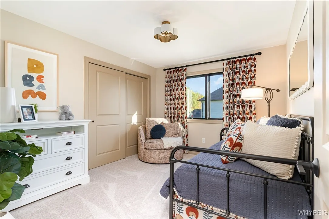 5211 Kandefer's Trail, Clarence, New York 14221, Clarence, New York 14221, 4 Bedrooms Bedrooms, 10 Rooms Rooms,3 BathroomsBathrooms,Residential,For Sale,5211 Kandefer's Trail, Clarence, New York 14221,0,B1656350