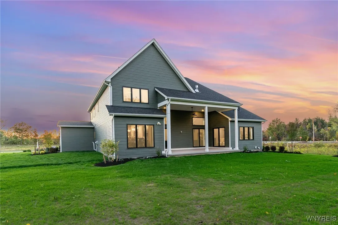 5211 Kandefer's Trail, Clarence, New York 14221, Clarence, New York 14221, 4 Bedrooms Bedrooms, 10 Rooms Rooms,3 BathroomsBathrooms,Residential,For Sale,5211 Kandefer's Trail, Clarence, New York 14221,0,B1656350