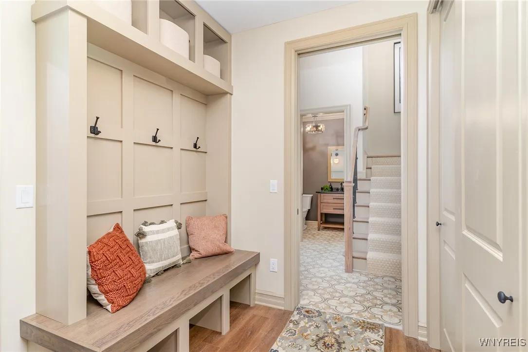 5211 Kandefer's Trail, Clarence, New York 14221, Clarence, New York 14221, 4 Bedrooms Bedrooms, 10 Rooms Rooms,3 BathroomsBathrooms,Residential,For Sale,5211 Kandefer's Trail, Clarence, New York 14221,0,B1656350