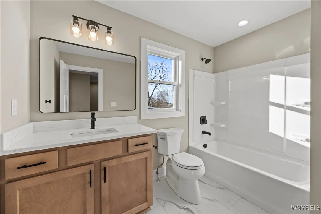 1690 Center Road, West Seneca, New York 14224, West Seneca, New York 14224, 3 Bedrooms Bedrooms, 9 Rooms Rooms,2 BathroomsBathrooms,Residential,Closed,1690 Center Road, West Seneca, New York 14224,0,B1656261