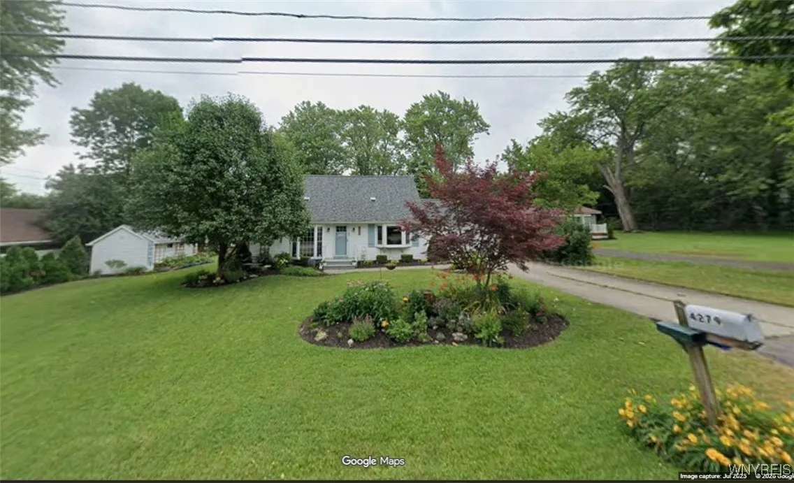4279 Beach Avenue, Hamburg, New York 14075, Hamburg, New York 14075, 3 Bedrooms Bedrooms, 6 Rooms Rooms,2 BathroomsBathrooms,Residential,Closed,4279 Beach Avenue, Hamburg, New York 14075,0,B1656443