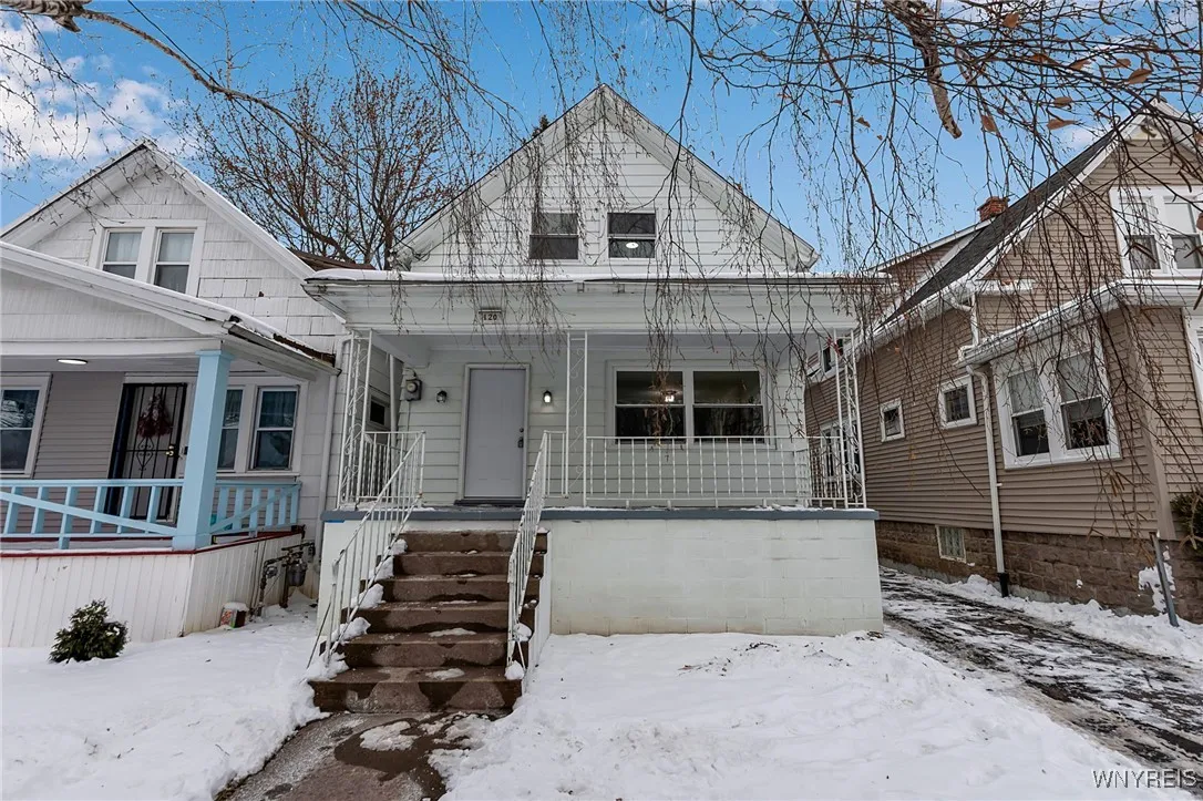 120 Pries Avenue, Buffalo, New York 14220, Buffalo, New York 14220, 3 Bedrooms Bedrooms, 7 Rooms Rooms,1 BathroomBathrooms,Residential,Closed,120 Pries Avenue, Buffalo, New York 14220,0,B1656493