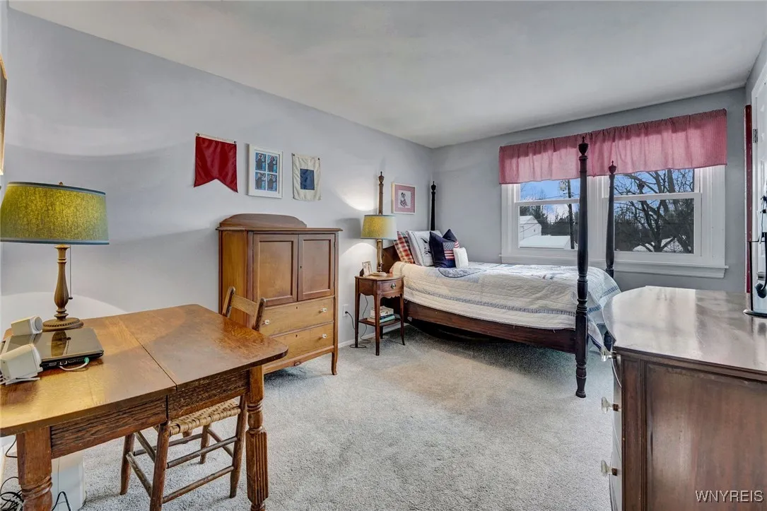 5035 Clarice Drive, Hamburg, New York 14075, Hamburg, New York 14075, 3 Bedrooms Bedrooms, 6 Rooms Rooms,1 BathroomBathrooms,Residential,Closed,5035 Clarice Drive, Hamburg, New York 14075,0,B1656296