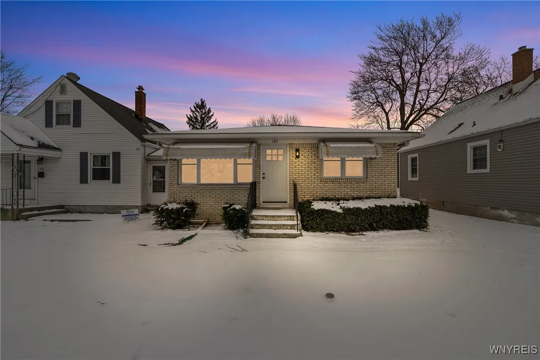 141 Midland Avenue, Tonawanda, New York 14223, Tonawanda, New York 14223, 3 Bedrooms Bedrooms, 6 Rooms Rooms,1 BathroomBathrooms,Residential,Closed,141 Midland Avenue, Tonawanda, New York 14223,0,B1656487