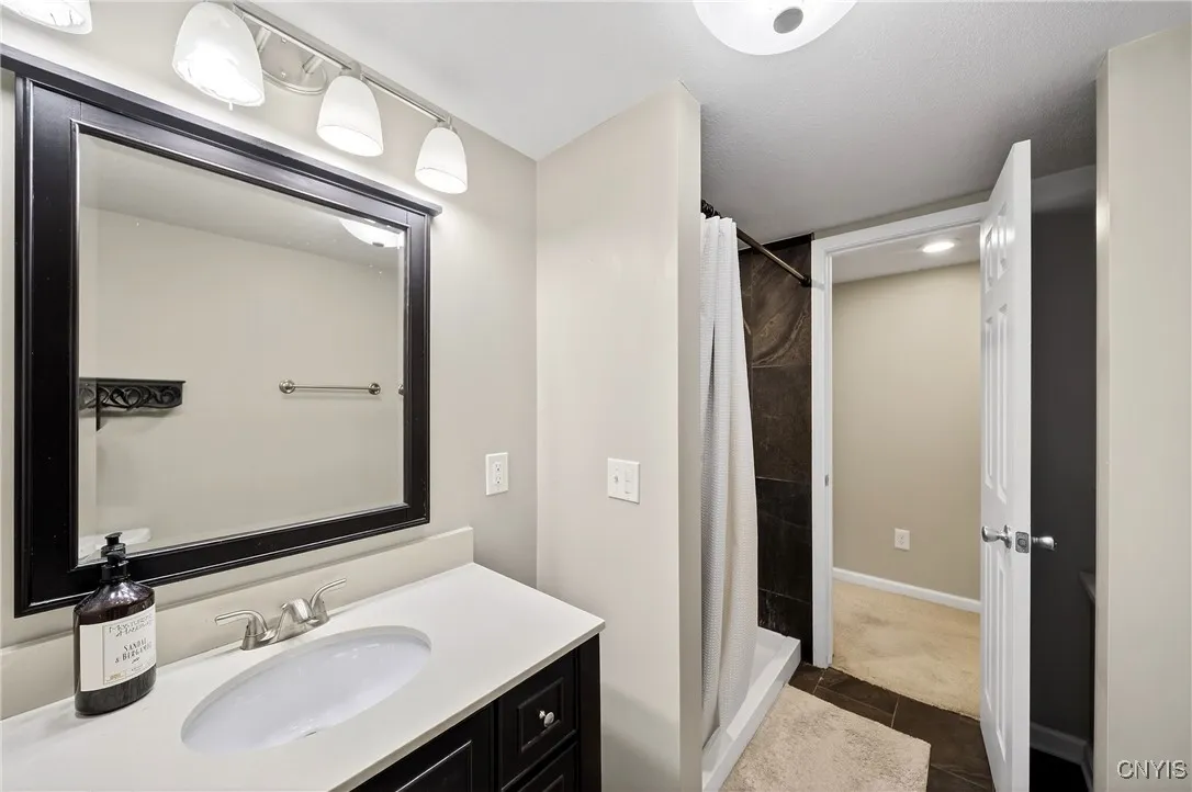 7939 Walnut Place, Clay, New York 13090, Clay, New York 13090, 3 Bedrooms Bedrooms, 8 Rooms Rooms,2 BathroomsBathrooms,Residential,Closed,7939 Walnut Place, Clay, New York 13090,0,S1656736
