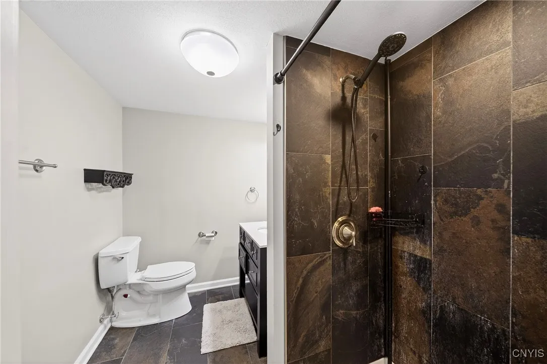 7939 Walnut Place, Clay, New York 13090, Clay, New York 13090, 3 Bedrooms Bedrooms, 8 Rooms Rooms,2 BathroomsBathrooms,Residential,Closed,7939 Walnut Place, Clay, New York 13090,0,S1656736