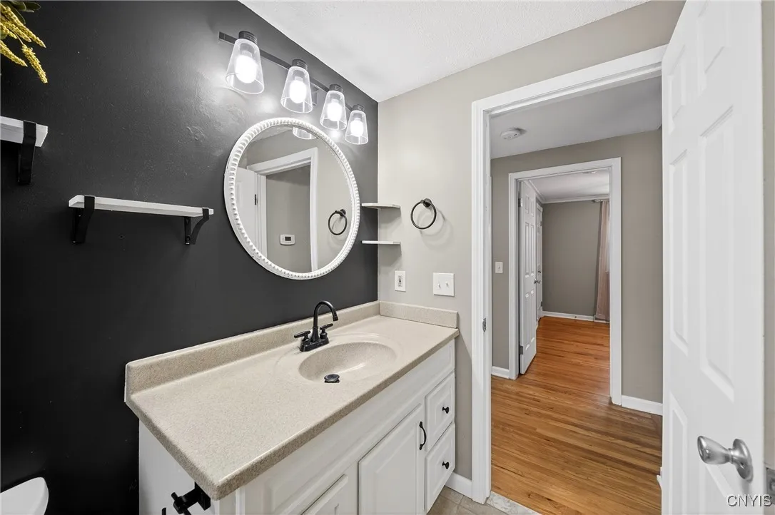 7939 Walnut Place, Clay, New York 13090, Clay, New York 13090, 3 Bedrooms Bedrooms, 8 Rooms Rooms,2 BathroomsBathrooms,Residential,Closed,7939 Walnut Place, Clay, New York 13090,0,S1656736