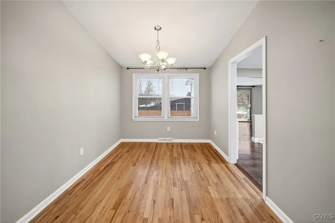 7939 Walnut Place, Clay, New York 13090, Clay, New York 13090, 3 Bedrooms Bedrooms, 8 Rooms Rooms,2 BathroomsBathrooms,Residential,Closed,7939 Walnut Place, Clay, New York 13090,0,S1656736