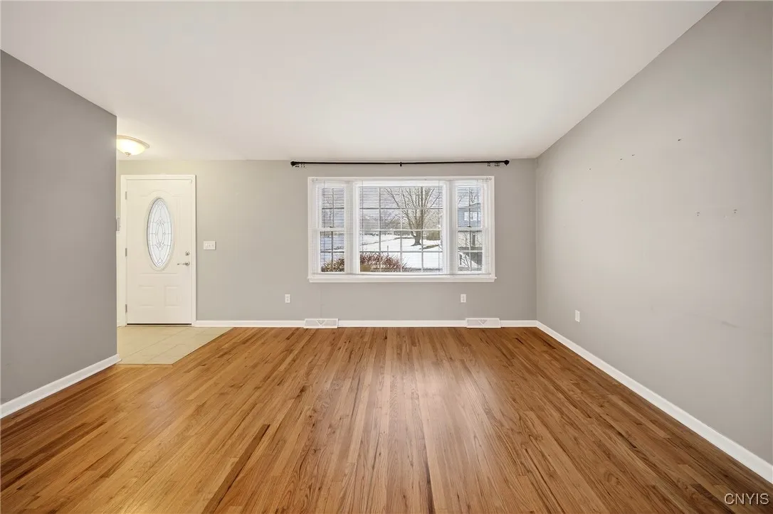 7939 Walnut Place, Clay, New York 13090, Clay, New York 13090, 3 Bedrooms Bedrooms, 8 Rooms Rooms,2 BathroomsBathrooms,Residential,Closed,7939 Walnut Place, Clay, New York 13090,0,S1656736