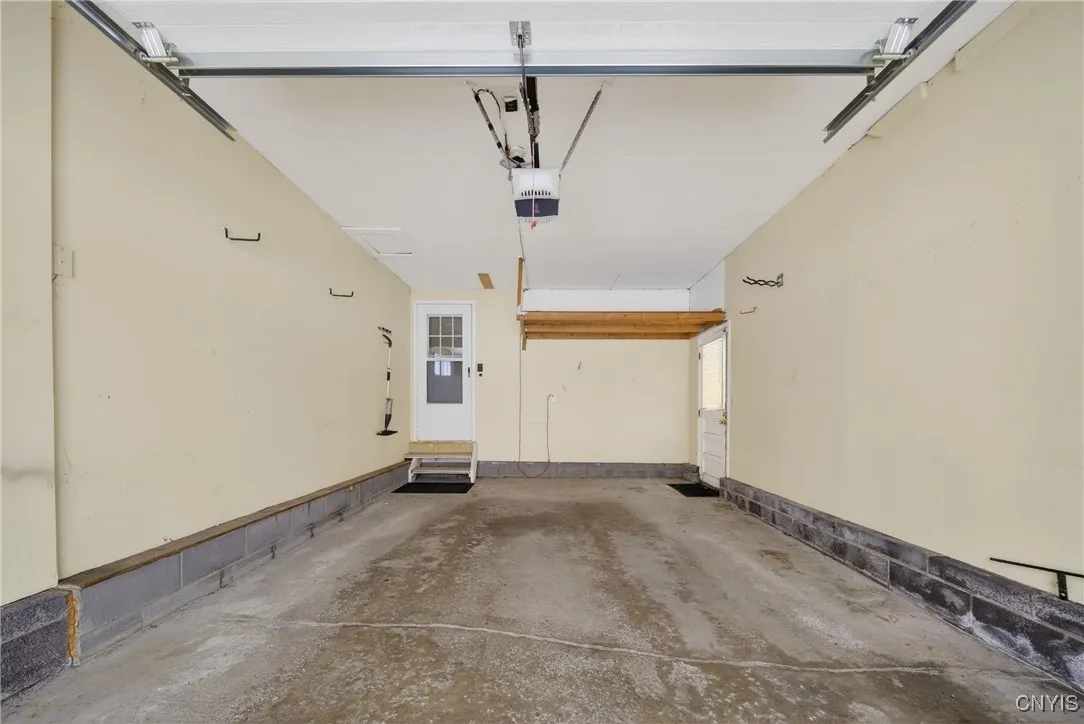 7939 Walnut Place, Clay, New York 13090, Clay, New York 13090, 3 Bedrooms Bedrooms, 8 Rooms Rooms,2 BathroomsBathrooms,Residential,Closed,7939 Walnut Place, Clay, New York 13090,0,S1656736