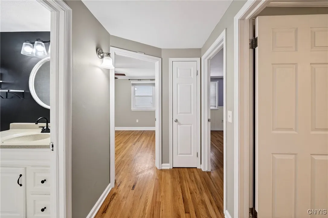 7939 Walnut Place, Clay, New York 13090, Clay, New York 13090, 3 Bedrooms Bedrooms, 8 Rooms Rooms,2 BathroomsBathrooms,Residential,Closed,7939 Walnut Place, Clay, New York 13090,0,S1656736