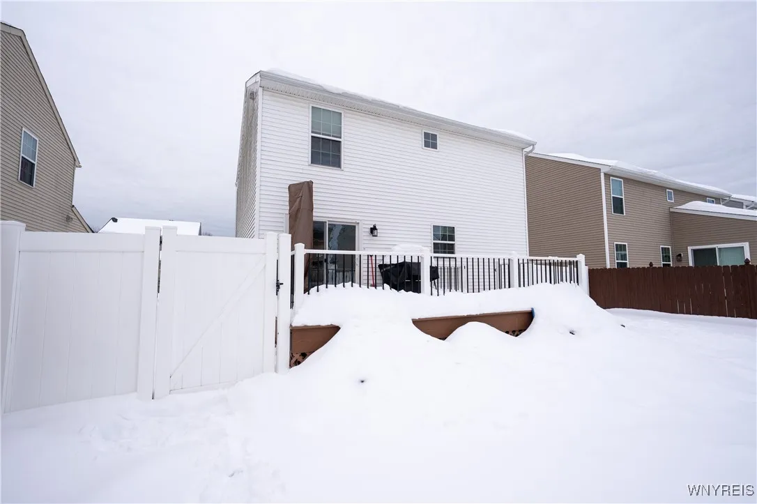 21 Jordy Court, Hamburg, New York 14075, Hamburg, New York 14075, 3 Bedrooms Bedrooms, 8 Rooms Rooms,1 BathroomBathrooms,Residential,For Sale,21 Jordy Court, Hamburg, New York 14075,0,B1656703