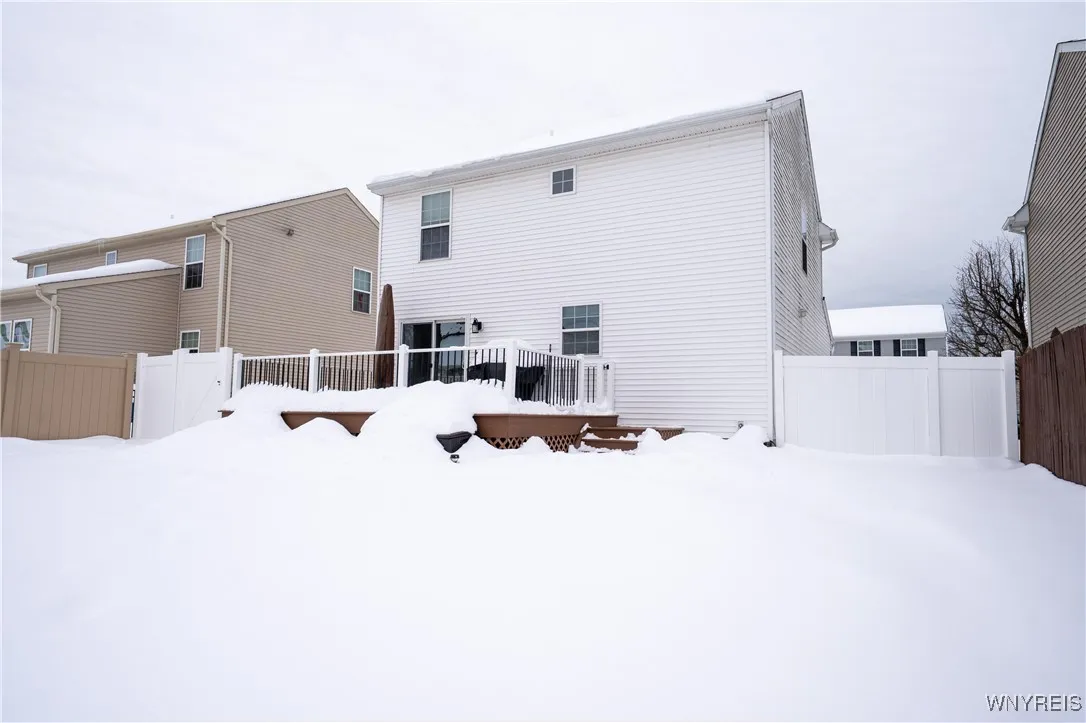 21 Jordy Court, Hamburg, New York 14075, Hamburg, New York 14075, 3 Bedrooms Bedrooms, 8 Rooms Rooms,1 BathroomBathrooms,Residential,For Sale,21 Jordy Court, Hamburg, New York 14075,0,B1656703