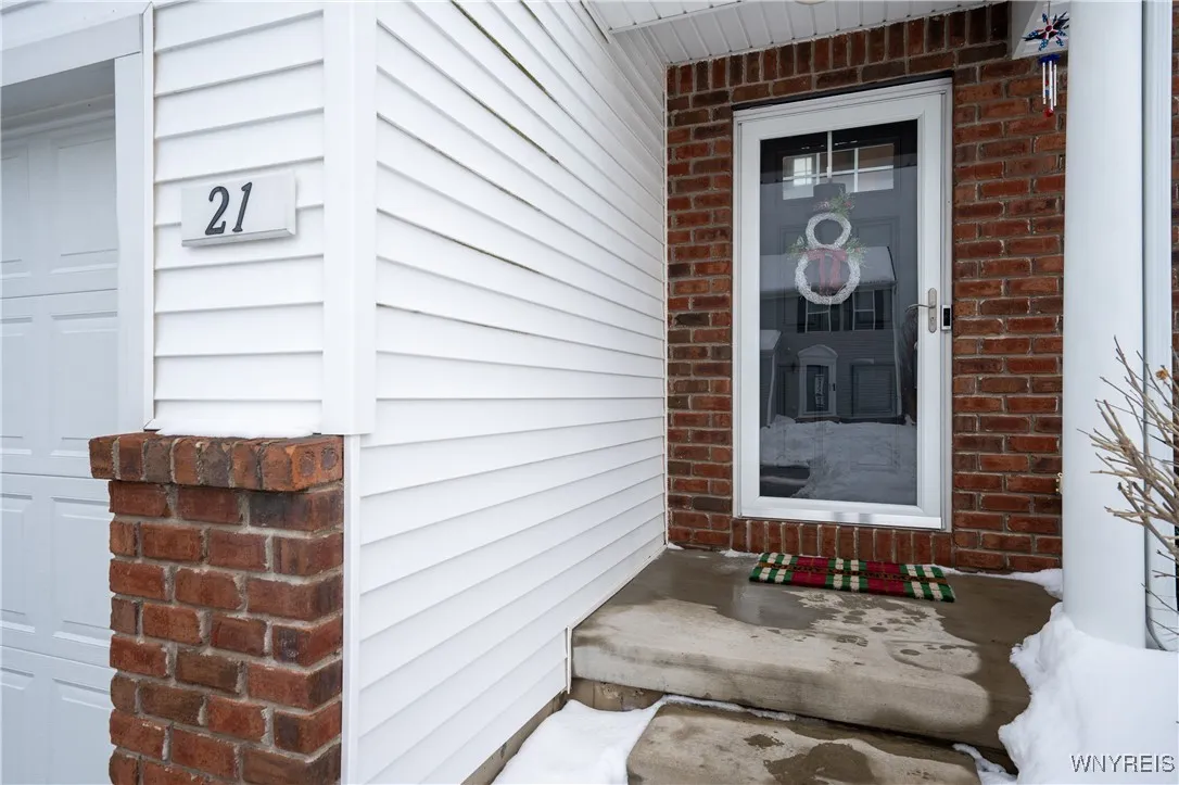 21 Jordy Court, Hamburg, New York 14075, Hamburg, New York 14075, 3 Bedrooms Bedrooms, 8 Rooms Rooms,1 BathroomBathrooms,Residential,For Sale,21 Jordy Court, Hamburg, New York 14075,0,B1656703