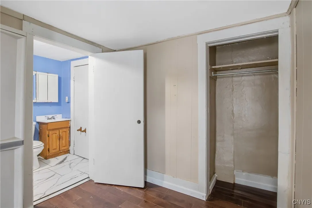 306 Shuart Avenue, Syracuse, New York 13203, Syracuse, New York 13203, 6 Bedroom Bedrooms, ,2 BathroomBathrooms,Residential,For Sale,306 Shuart Avenue, Syracuse, New York 13203,0,S1656253