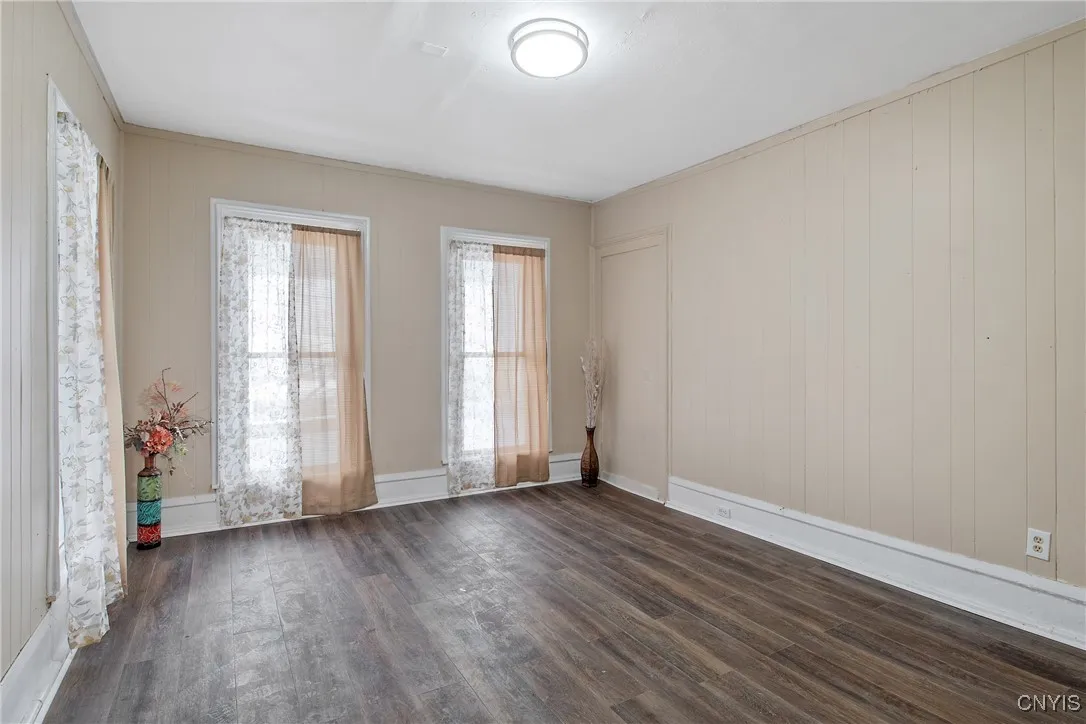 306 Shuart Avenue, Syracuse, New York 13203, Syracuse, New York 13203, 6 Bedroom Bedrooms, ,2 BathroomBathrooms,Residential,For Sale,306 Shuart Avenue, Syracuse, New York 13203,0,S1656253